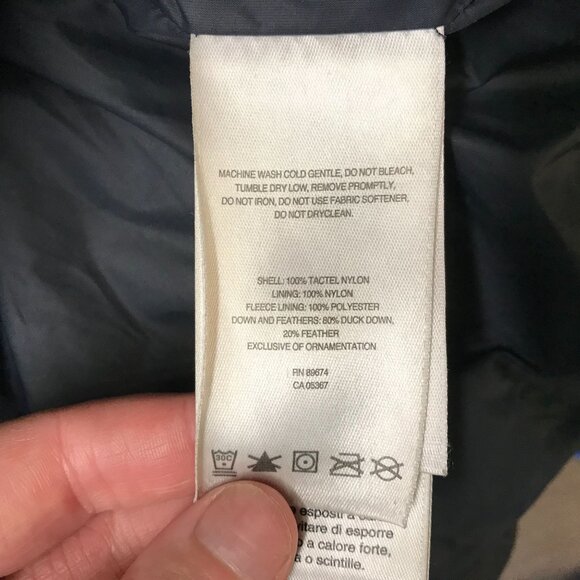 MOUNTAIN HARDWEAR - WOMEN'S MEDIUM - BLACK FULL ZIP HOODED DUCK DOWN PARKA COAT - Picture 9 of 9